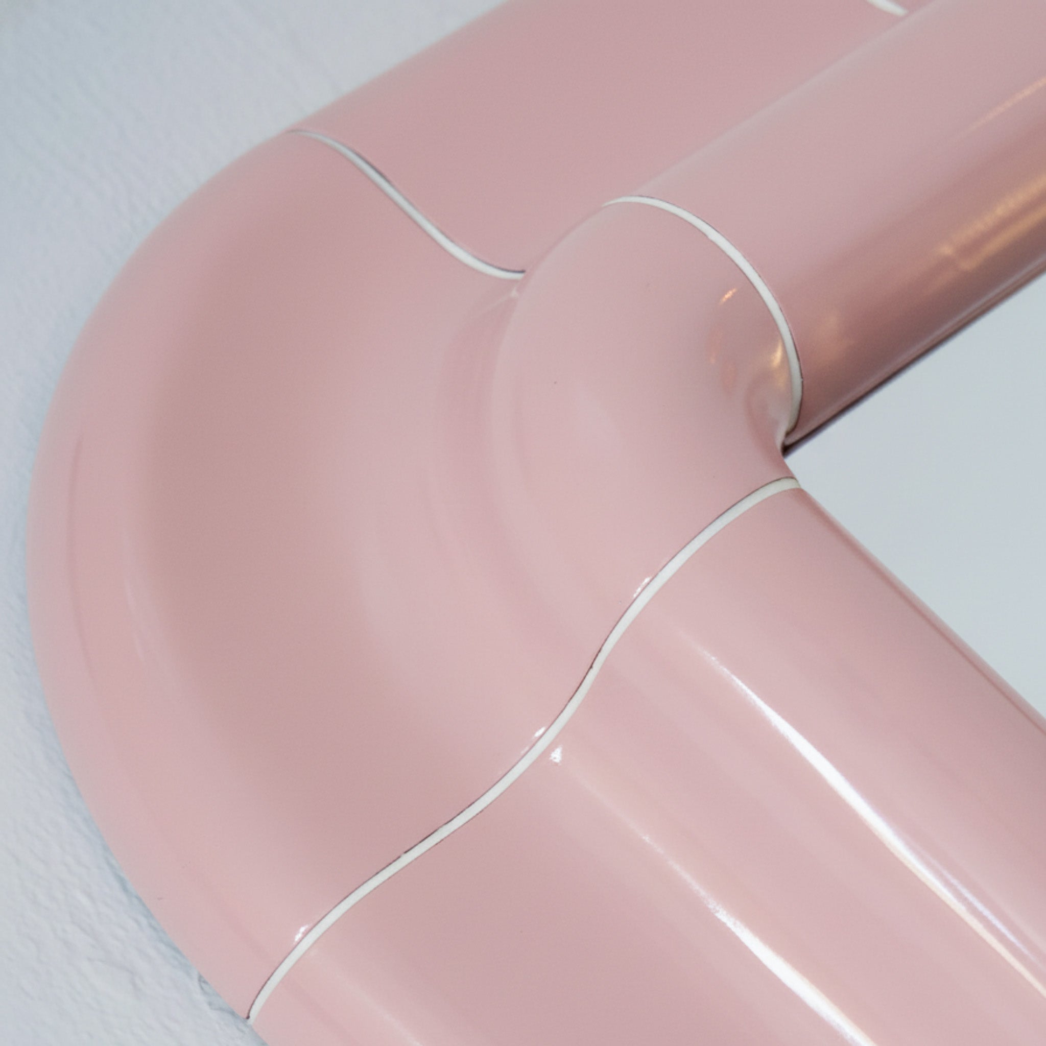 Detail Corner Pink